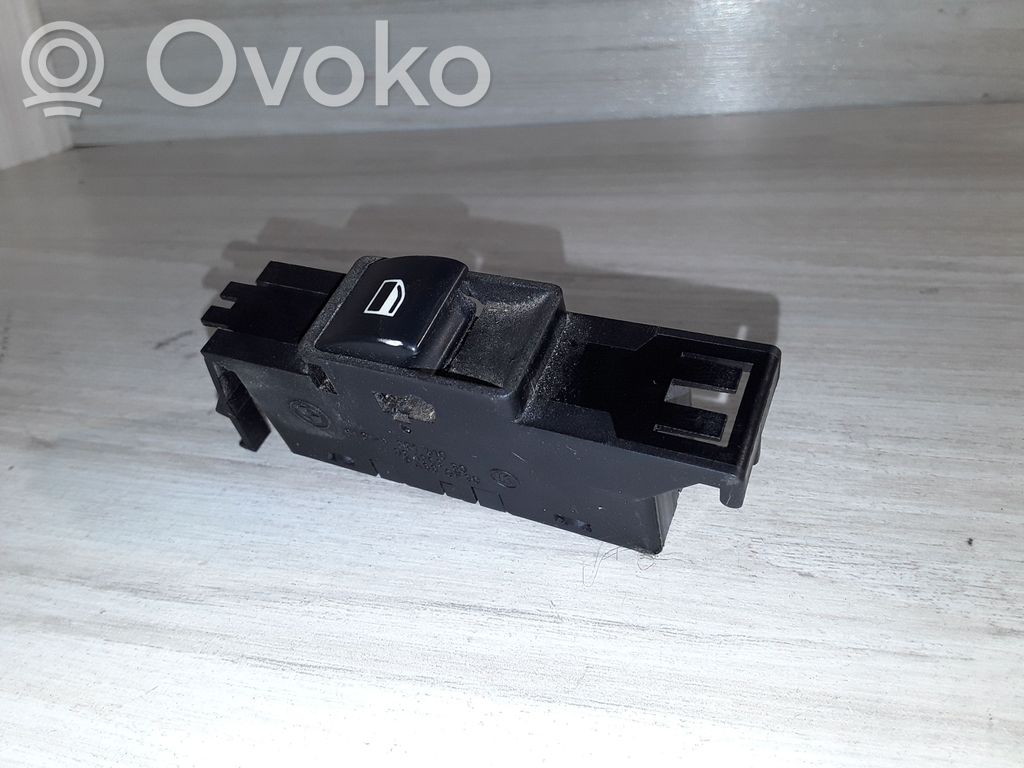 BMW 3 E46 Electric window control switch 