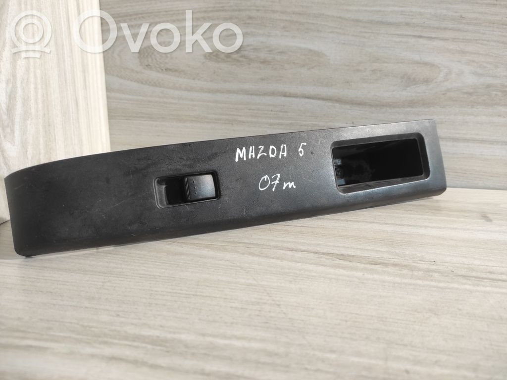 Electric window control switch   CD8566370