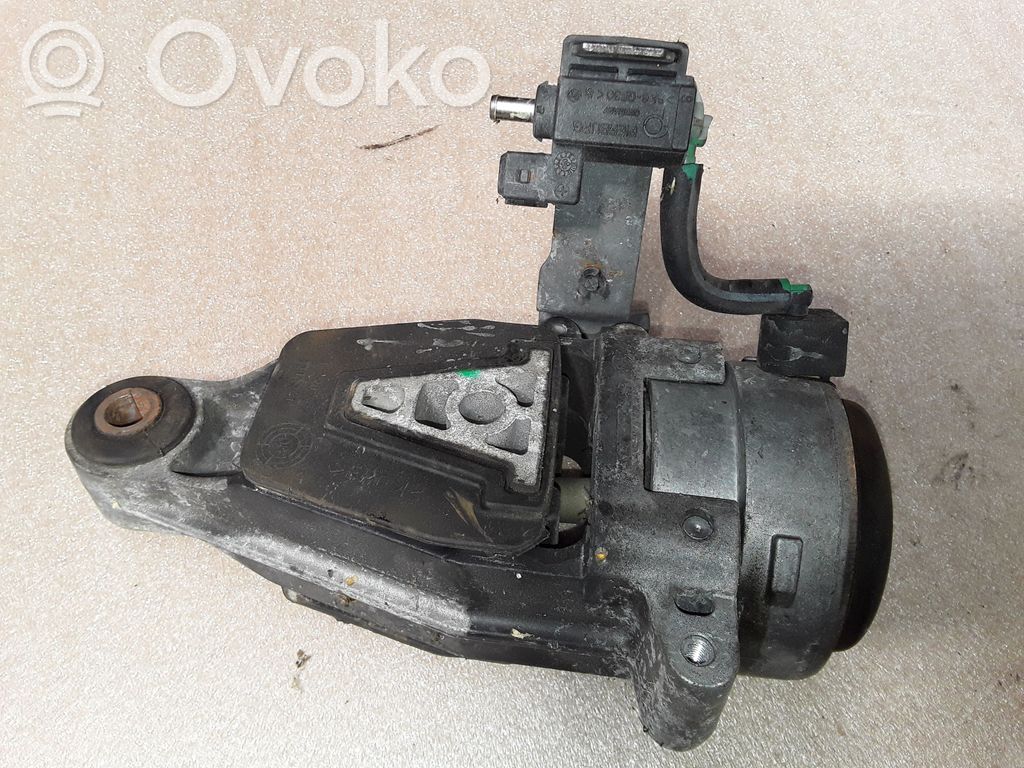 Citroen C5 Engine mount bracket 