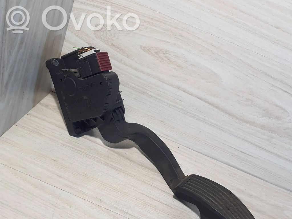 Opel Corsa D Accelerator throttle pedal 