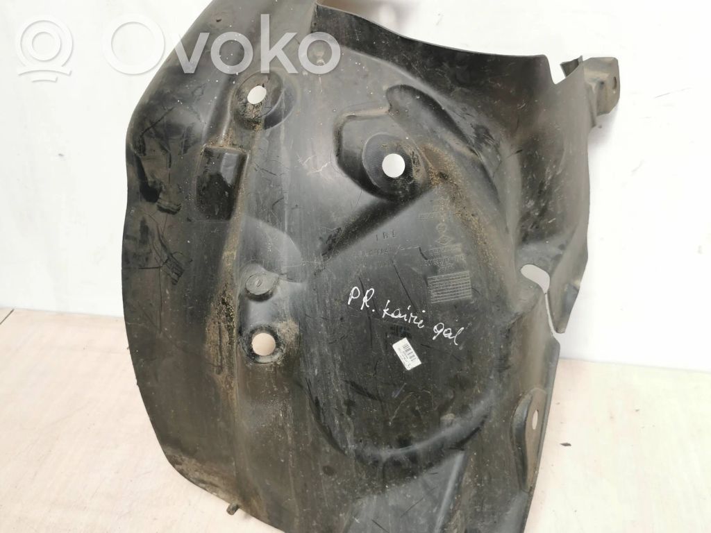 Renault Clio IV Nadkole przednie 
