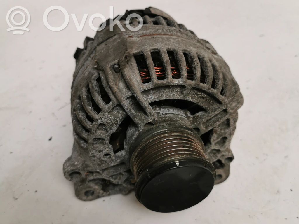 Volkswagen Golf V Ģenerators 
