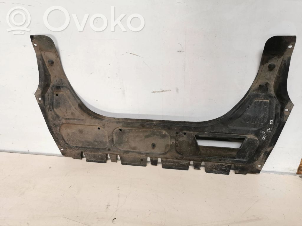 Volkswagen Polo IV 9N3 Placa protectora/protector antisalpicaduras motor 