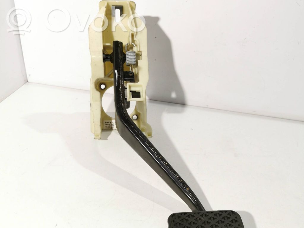 BMW X6 E71 Brake pedal 