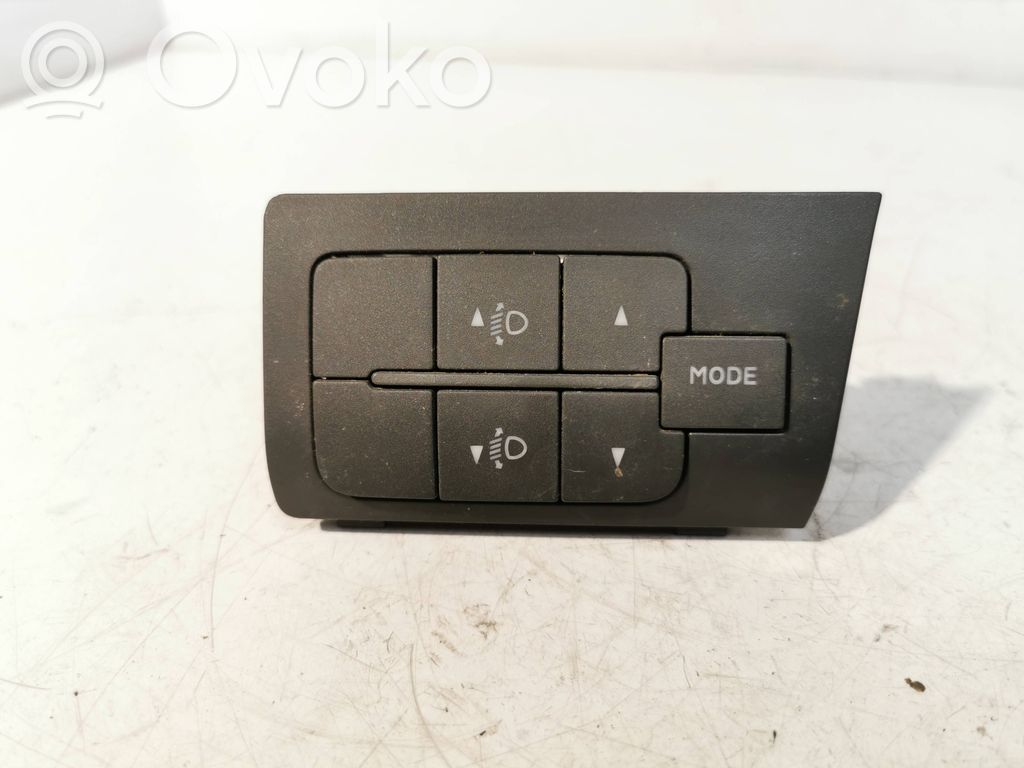 Citroen Jumper Headlight level height control switch 
