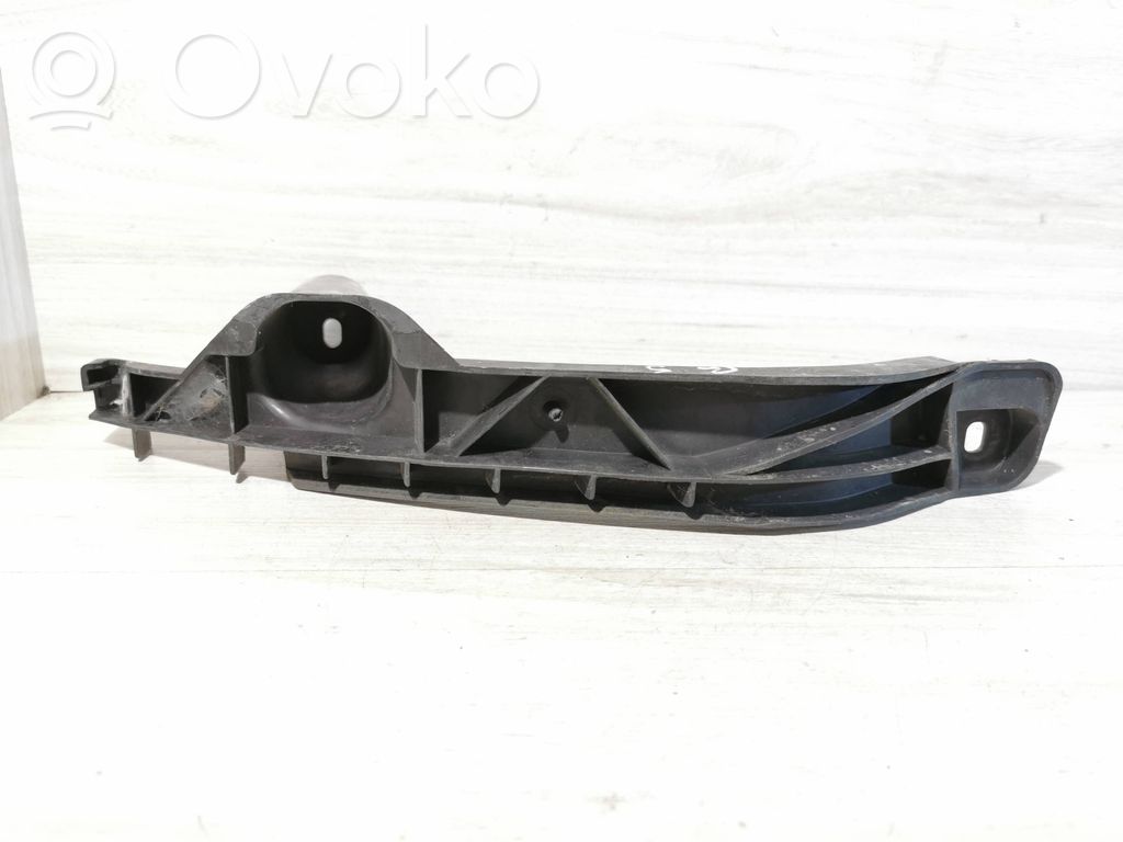 Volkswagen Golf V Front bumper mounting bracket 