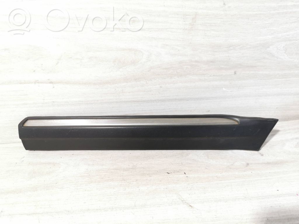 Listwa tylnego błotnika   1908682