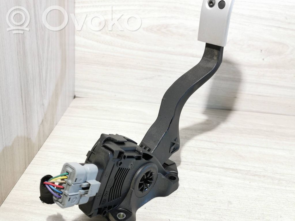 Peugeot 208 I Accelerator throttle pedal 