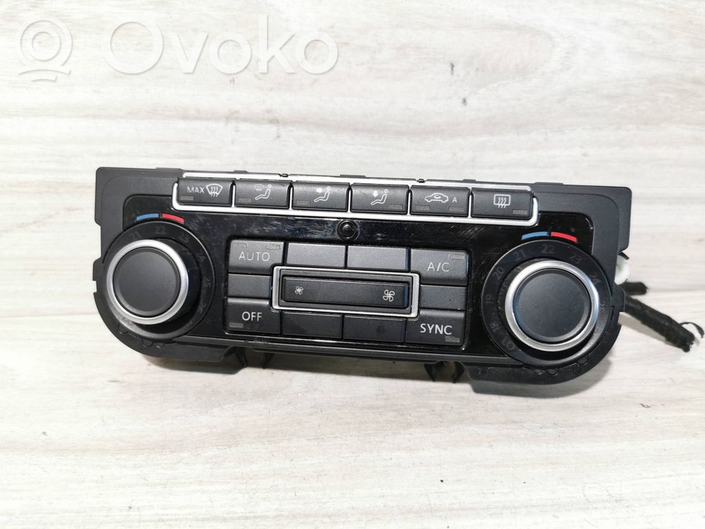Volkswagen Golf VI Panel klimatyzacji 