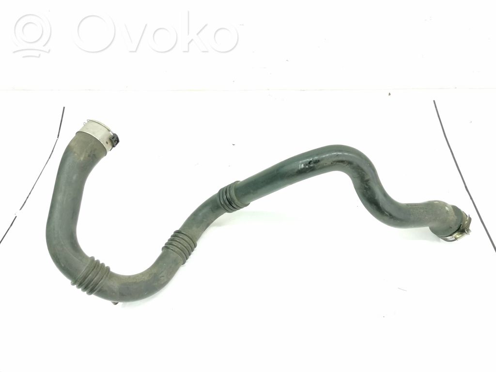 Opel Corsa E Välijäähdyttimen letku 