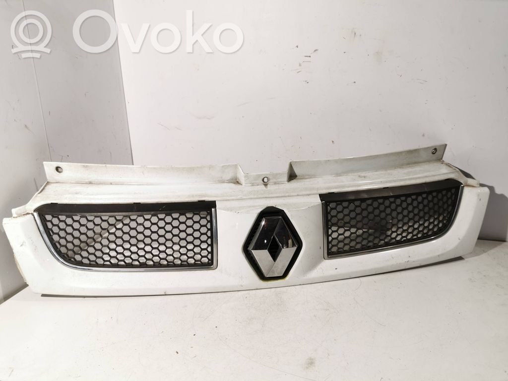 Renault Trafic II (X83) Front bumper upper radiator grill 