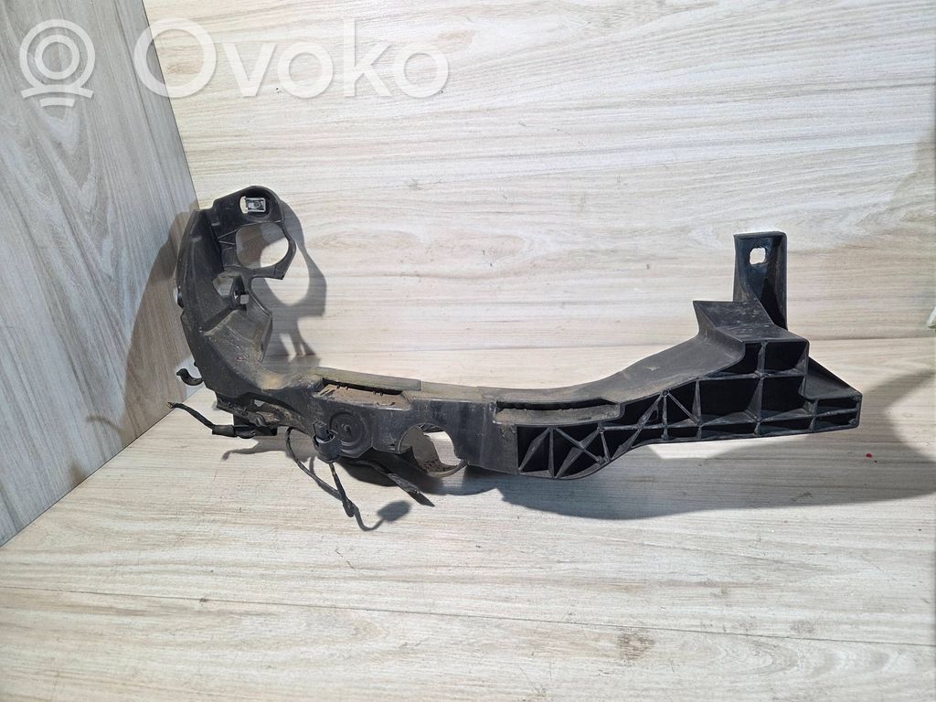 BMW 3 E92 E93 Priekinio žibinto laikiklis 