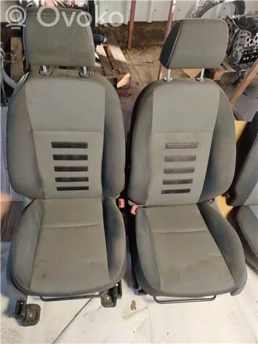 Asiento delantero del conductor