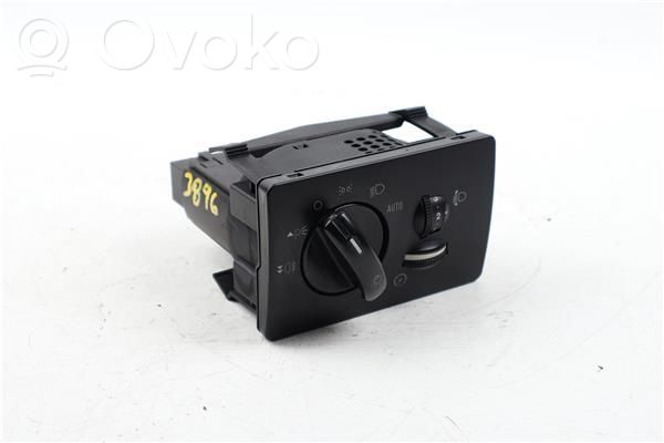 Light switch   4M5T13A024CA