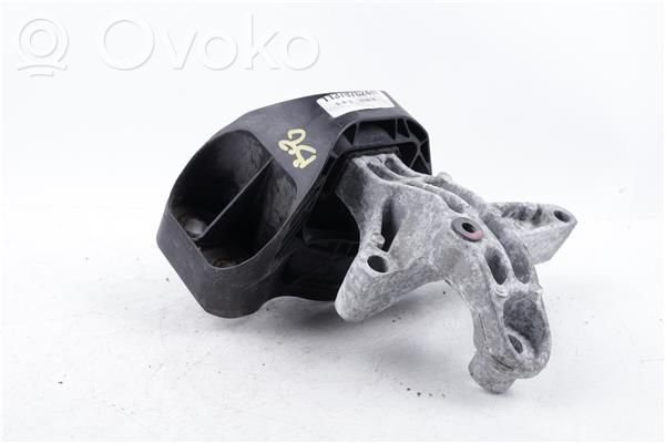 Engine mounting bracket   113757824R