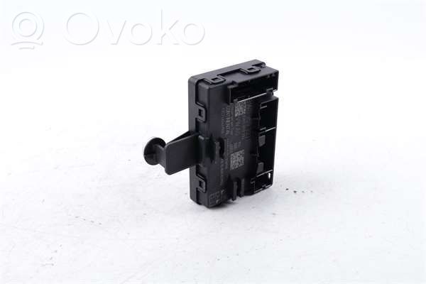 Unidad de control/módulo ECU del motor   8W0959393E