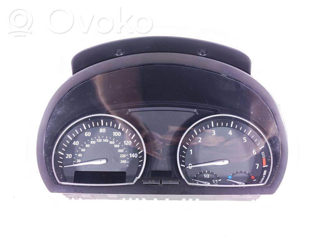 BMW X3 E83 Speedometer (instrument cluster) 