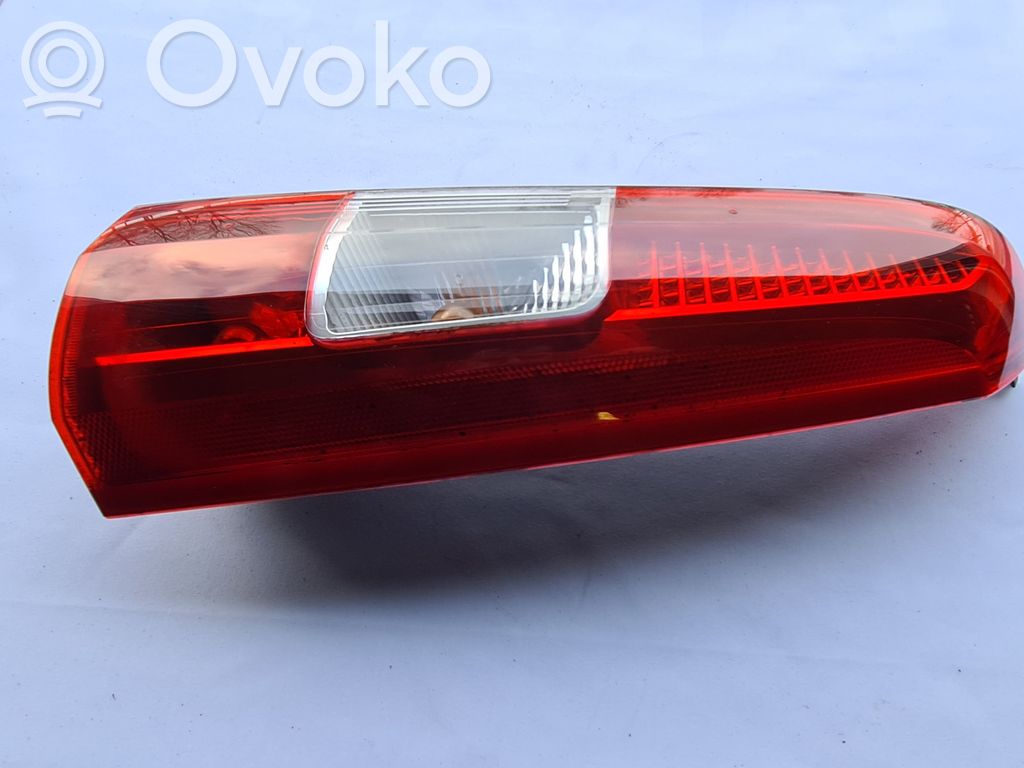 Volvo V70 Rear/tail lights 