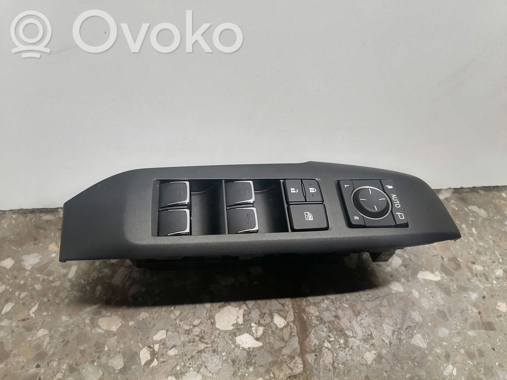 Lexus NX Electric window control switch 