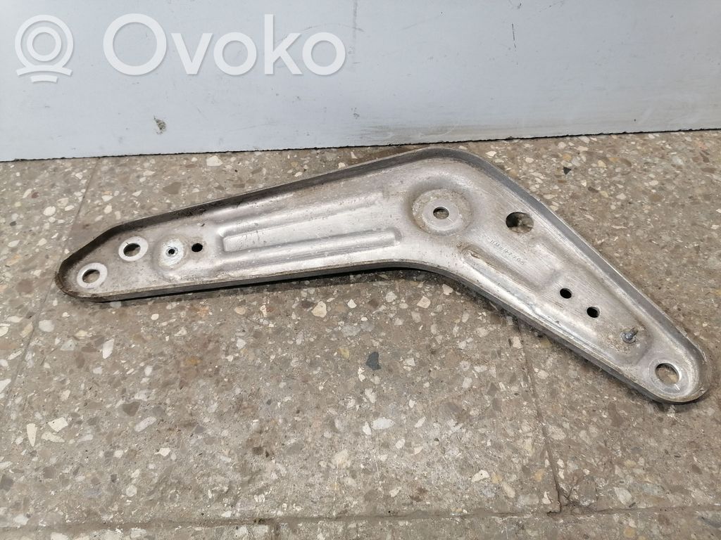 BMW X5 E70 Cits aizmugures šasijas elements 