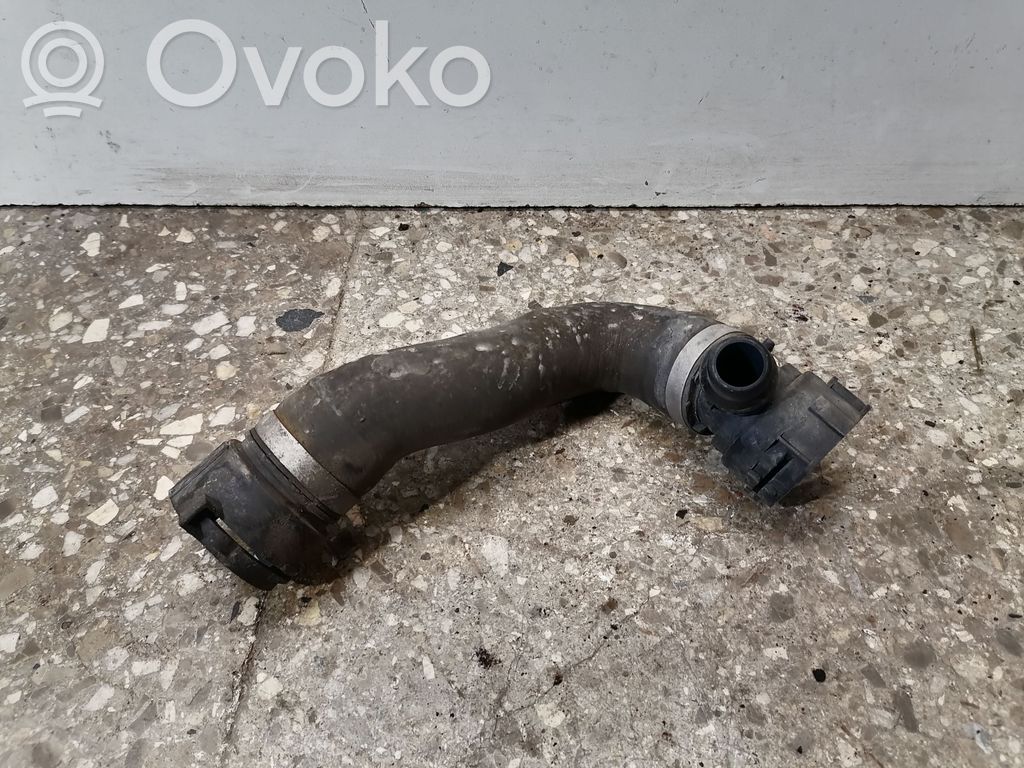 BMW X5 E70 Engine coolant pipe/hose 