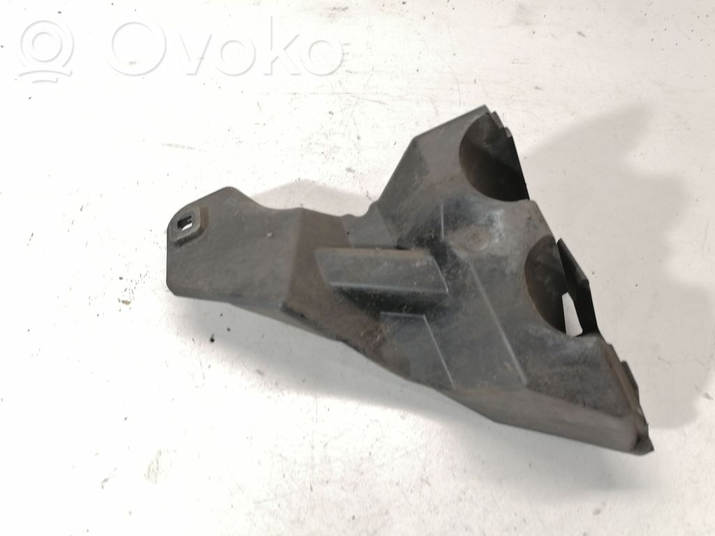 Volvo V70 Galinis laikiklis bamperio 