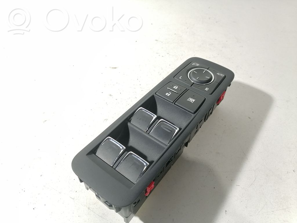 Lexus RX 450H Electric window control switch 