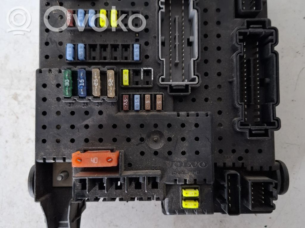 Ramka / Moduł bezpieczników   30728512,28017881,05W361