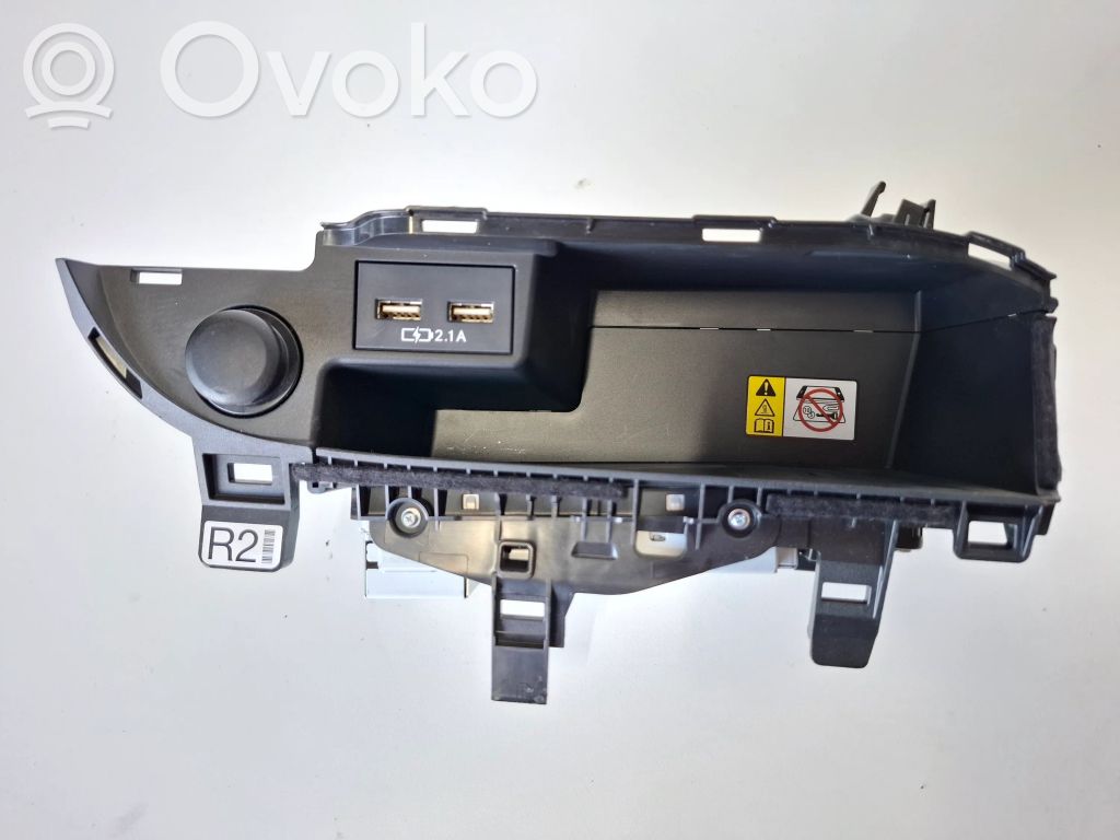 Lexus RX 450H Wireless charging module 