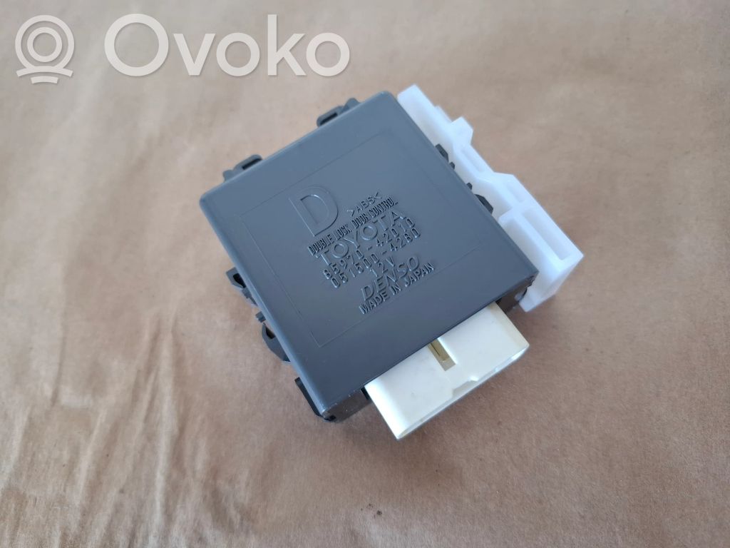 Lexus NX Door central lock control unit/module 