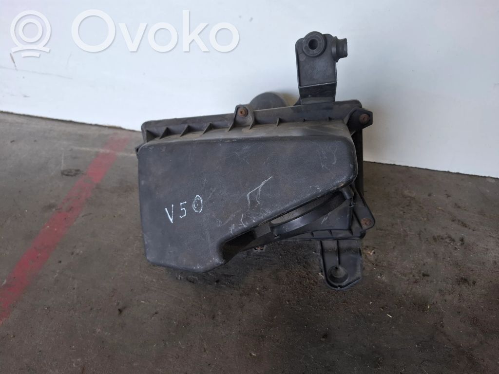 Volvo V50 Air filter box 