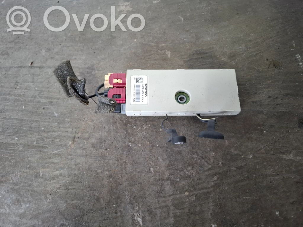 Volvo XC70 Antenos valdymo blokas 