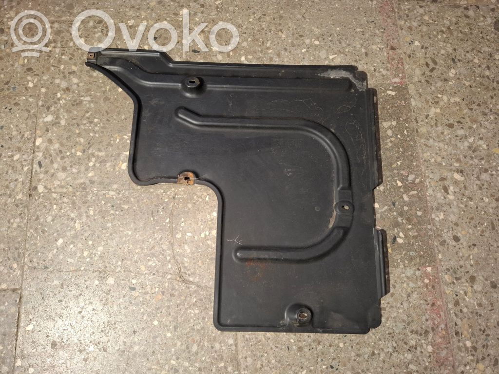 BMW 7 E65 E66 Alustan takasuoja välipohja 