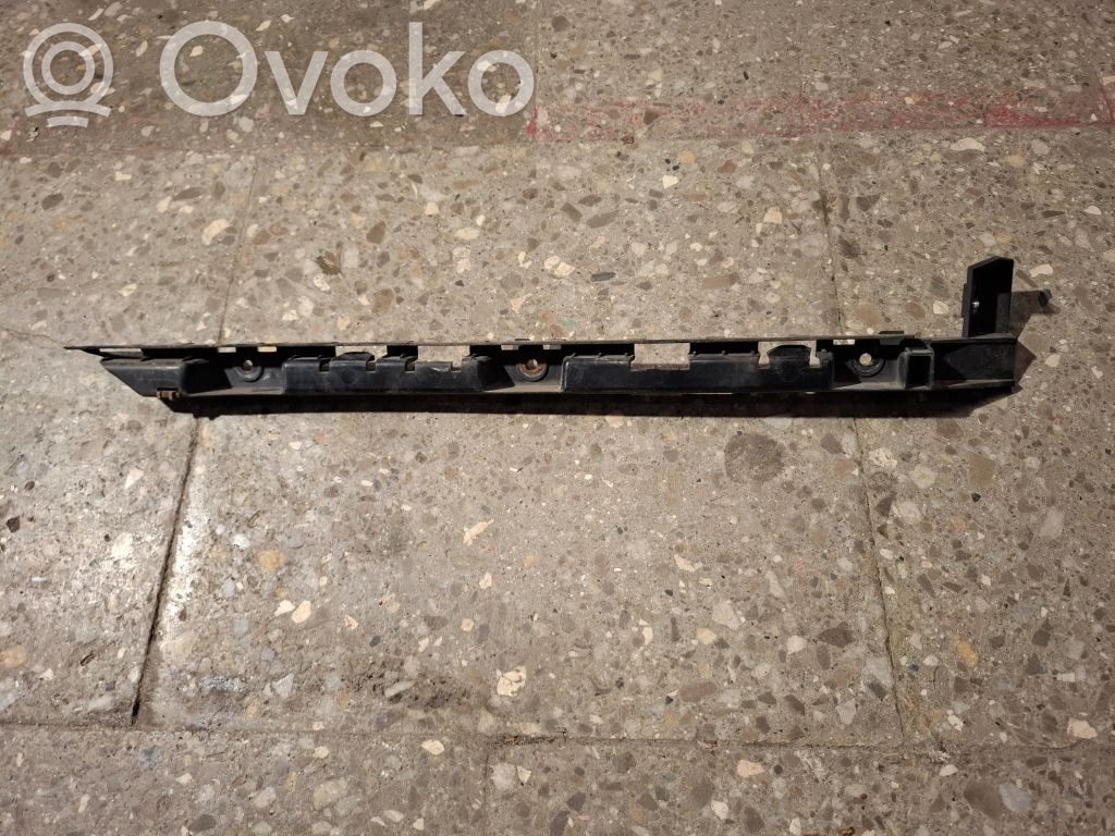 BMW 7 E65 E66 Galinis laikiklis bamperio 