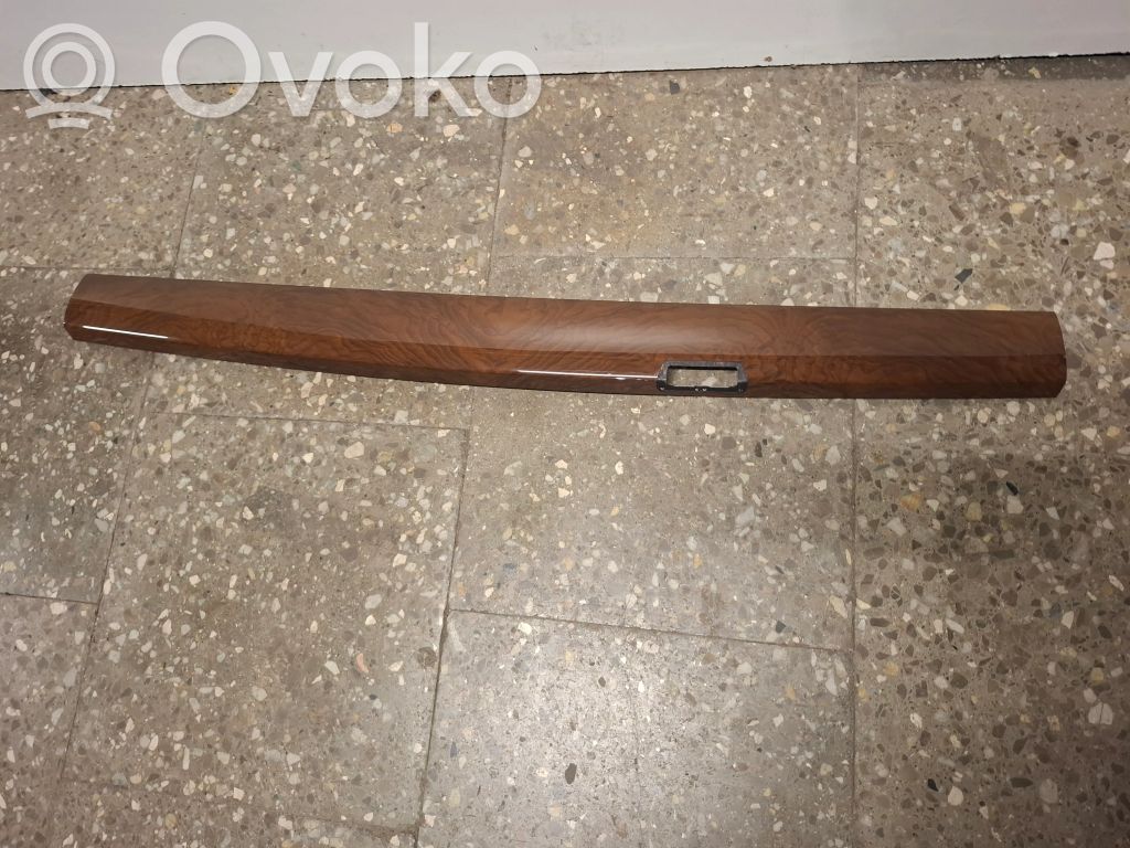 BMW 7 E65 E66 Cita veida palodzes detaļa 