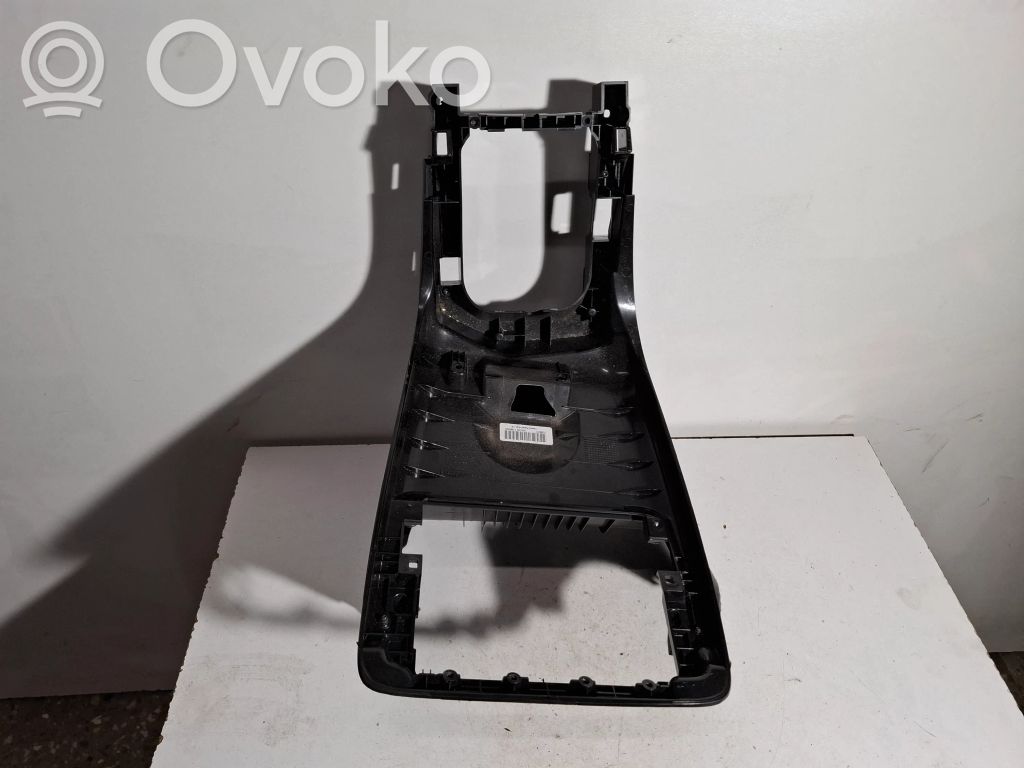 Volvo V60 Center console 