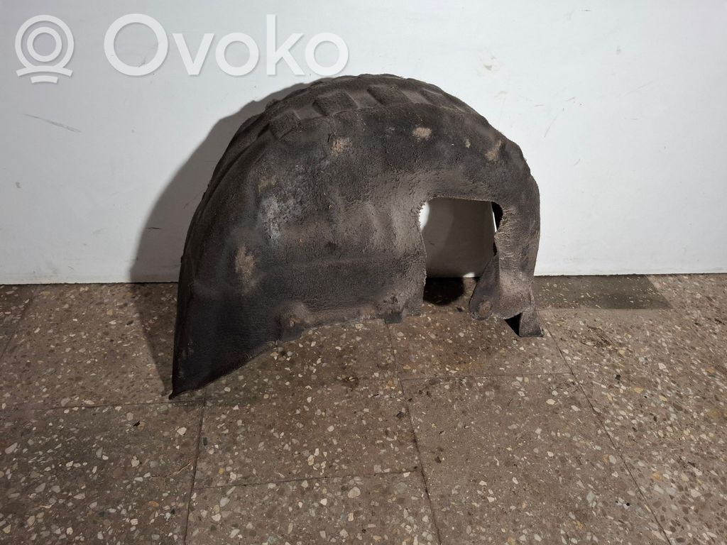 Volvo S60 Revestimientos de la aleta guardabarros antisalpicaduras trasera 