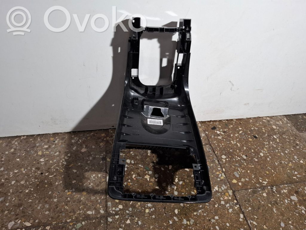 Volvo V60 Center console 