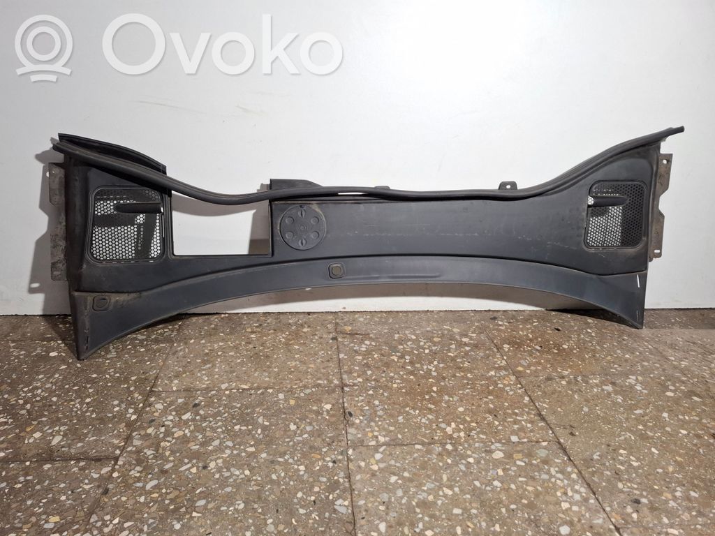 Volvo V60 Wiper trim 