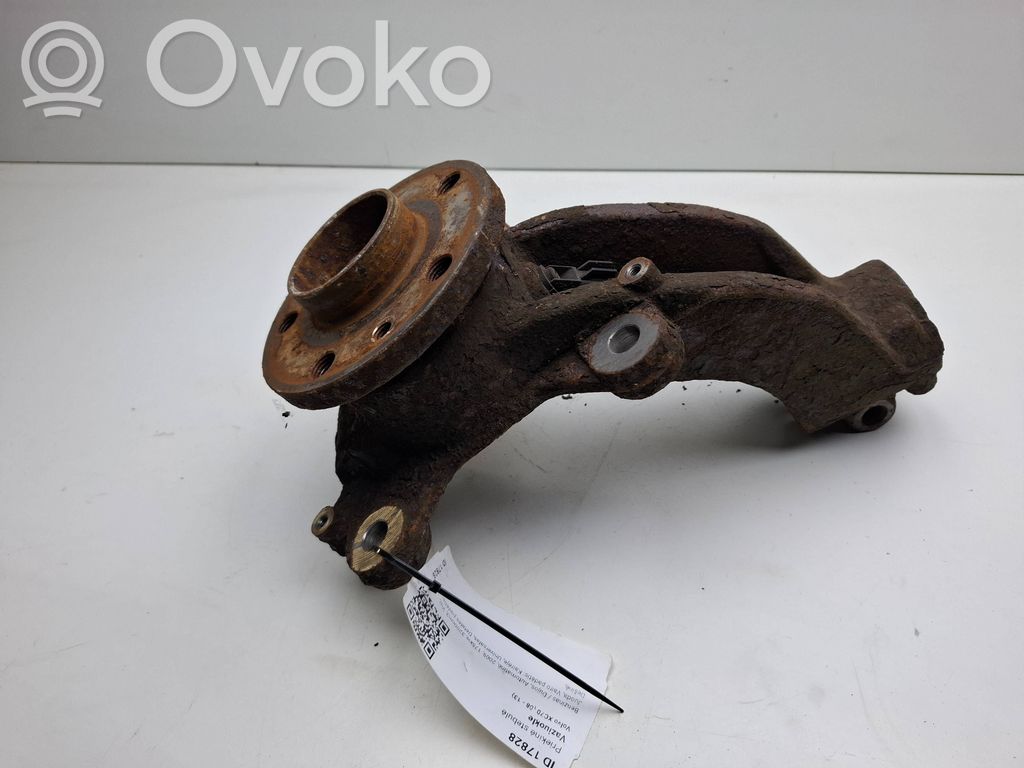 Volvo XC70 Priekinė stebulė 