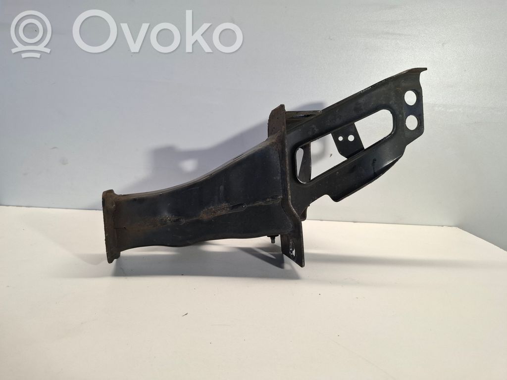 Volvo V60 Balkis priekinio bamperio 