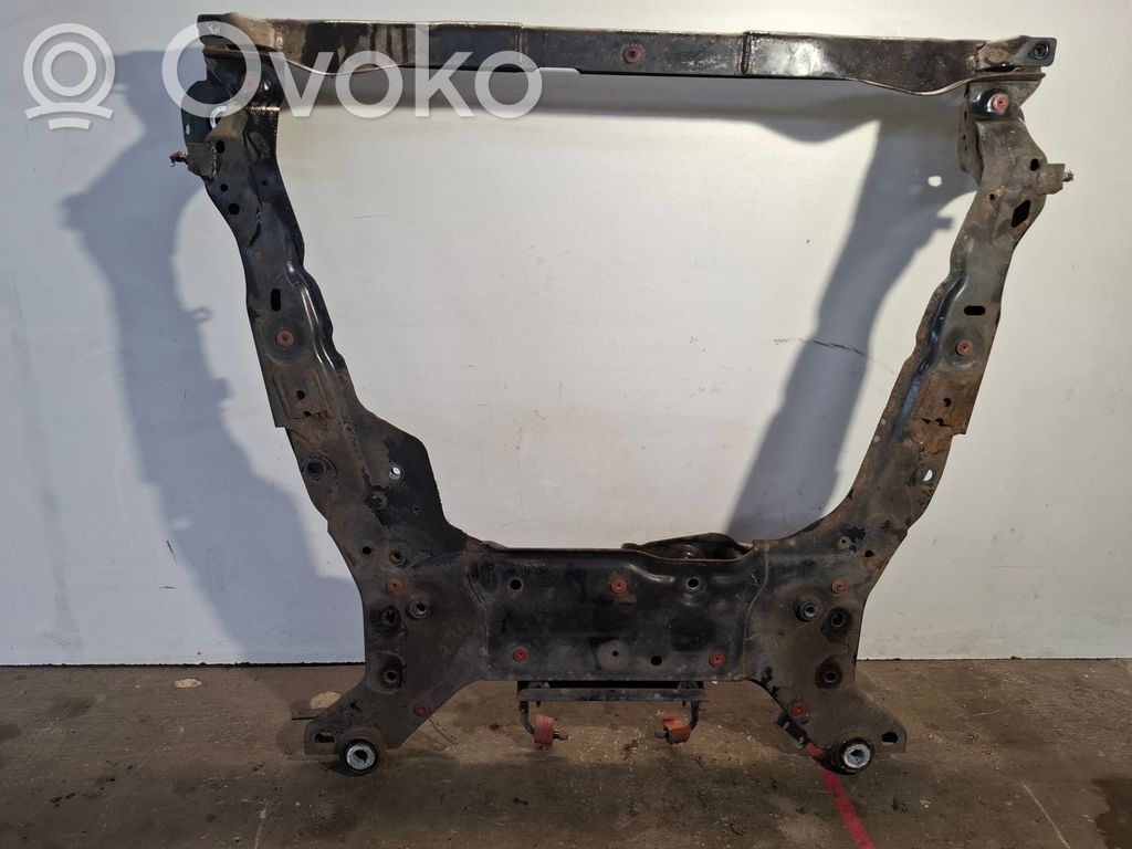Volvo V60 Priekinis traversas 