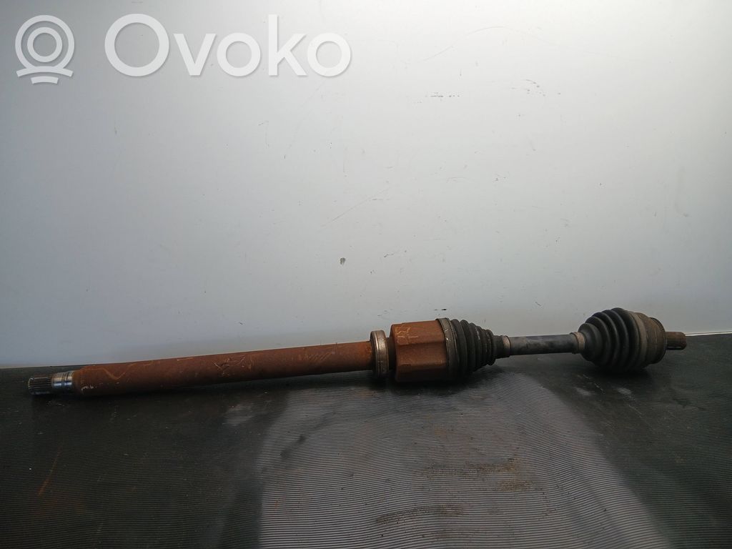 Volvo V60 Priekinis pusašis 