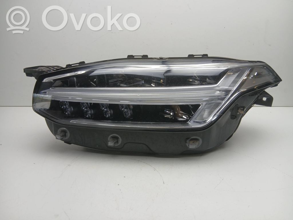 Volvo XC90 Scheinwerfer 