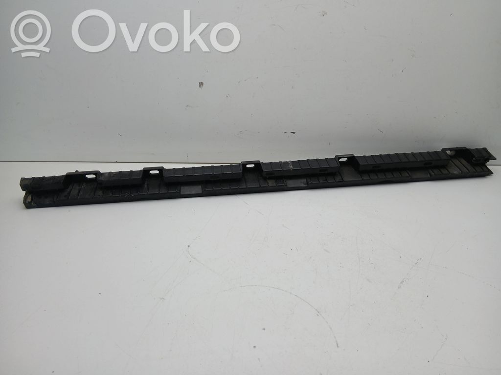 Volvo XC90 Ślizg listwy progowej 