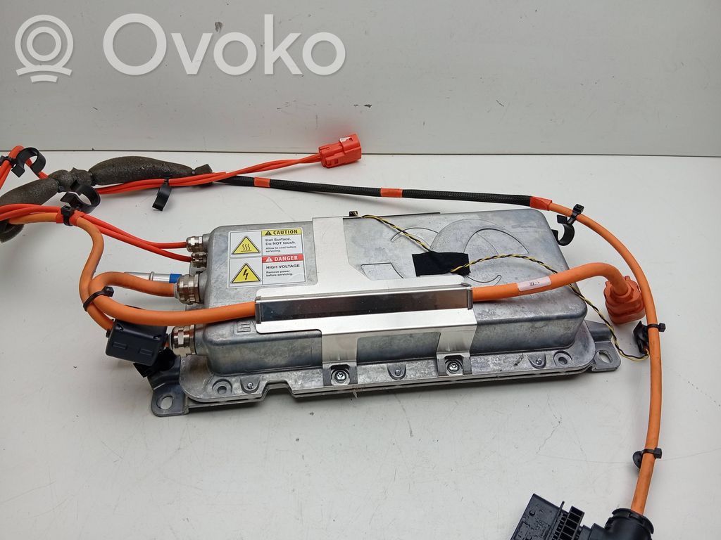 Volvo V60 Langaton latausmoduuli 