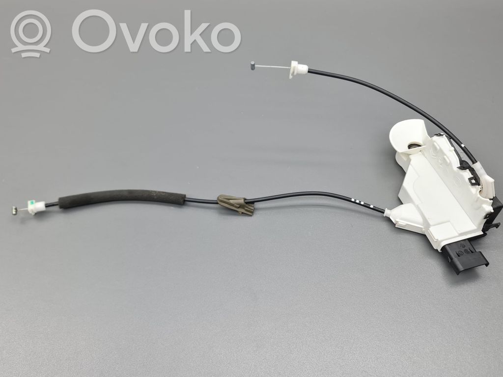 Citroen C3 Priekšpusē slēdzene 