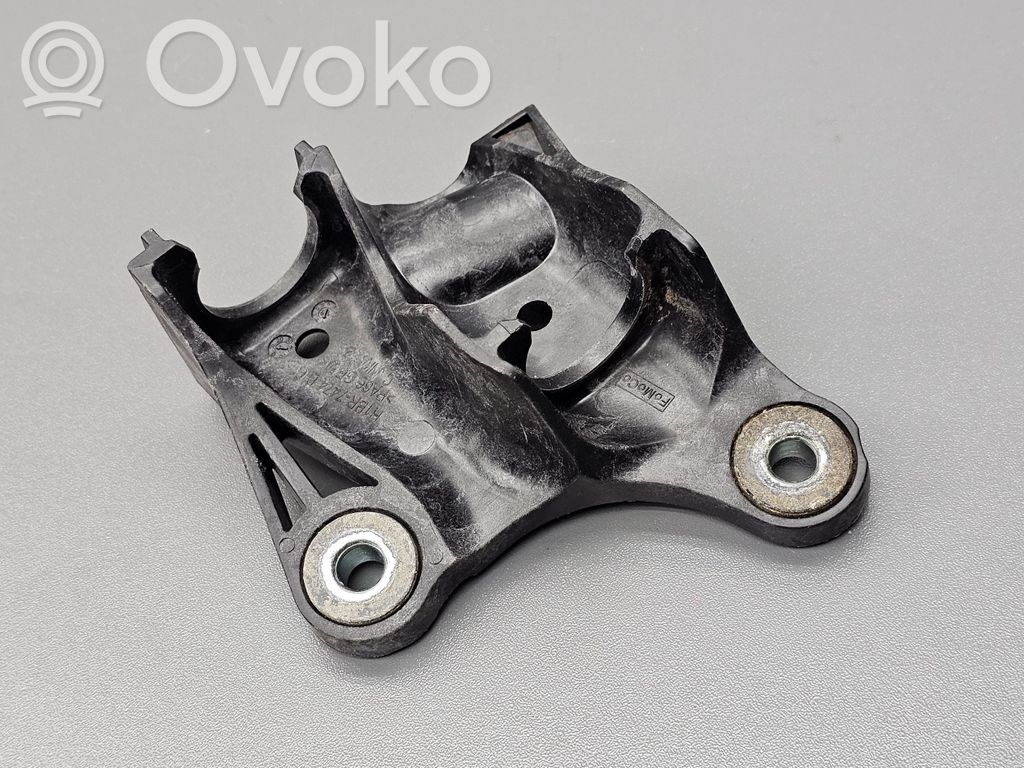 Ford Fiesta Gear shift cable bracket 