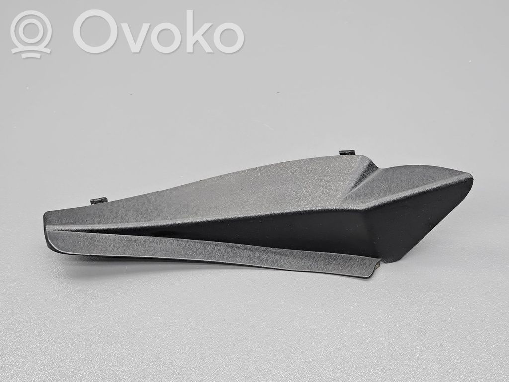 Mazda 3 III Wiper trim 
