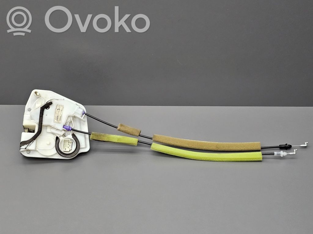 Mazda 3 III Takaoven lukko 
